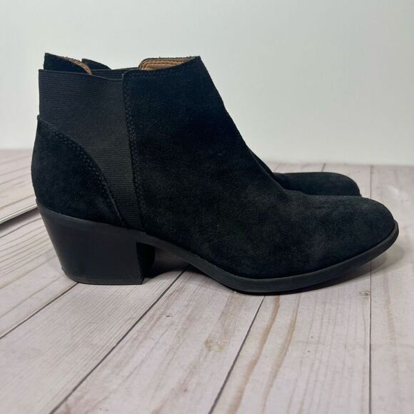 Comfortiva Black Suede Ankle Boots - Picture 6 of 8